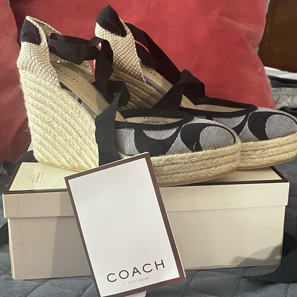 Coach signature canvas wedge heels - Picture 4 of 4